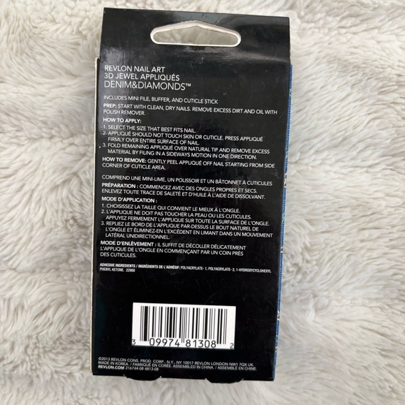 Revlon Denim & Diamonds Chain Blue and Gold Nail Art Appliqués - Picture 5 of 5